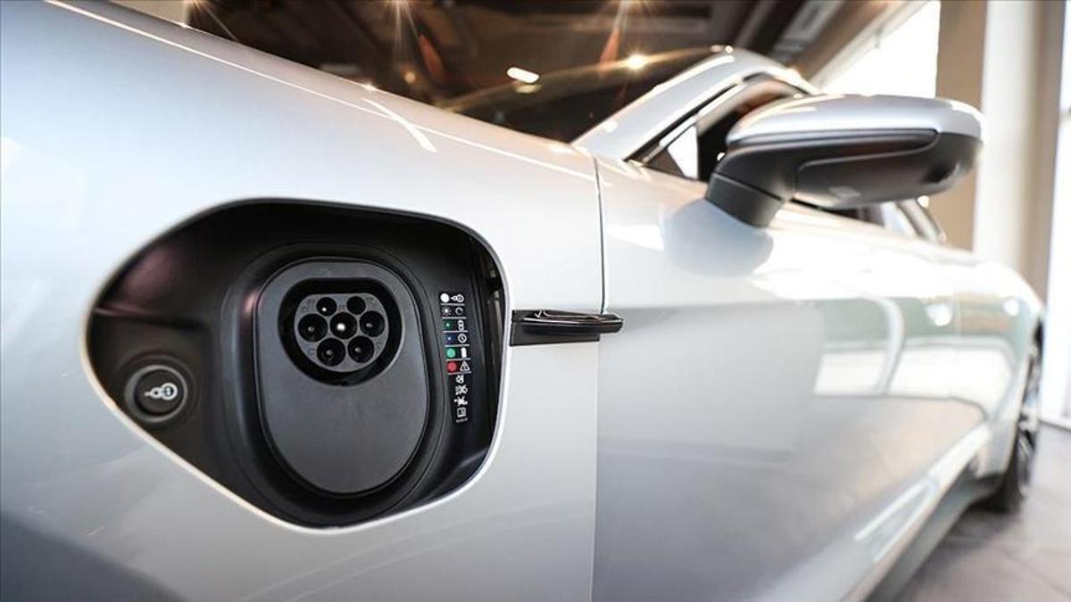 Türkiye otomobil pazarında elektrikli ve hibrit araçlar yükselişte