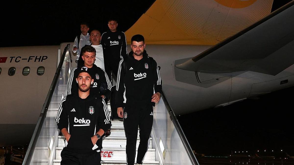 Beşiktaş, Antalya’da! Dikkat çeken taraftar detayı…