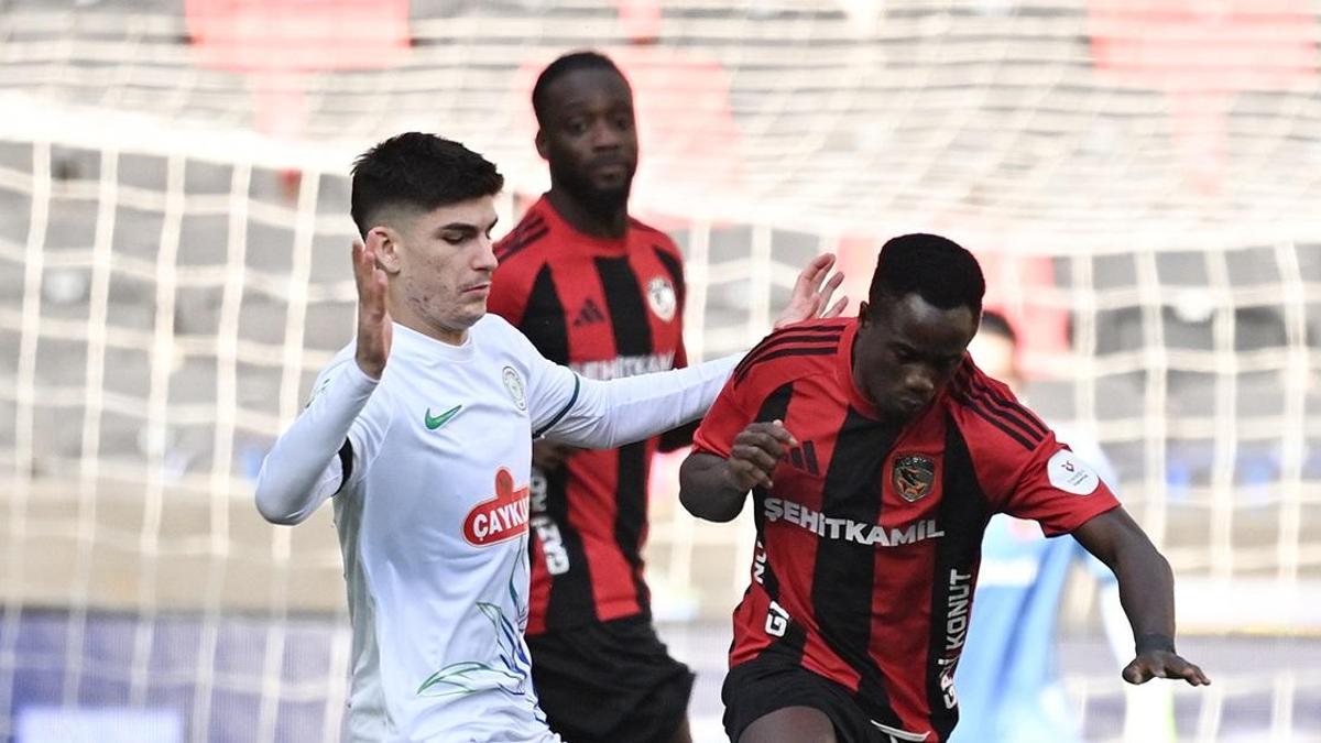 Gaziantep FK ile Çaykur Rizespor, puanları paylaştı