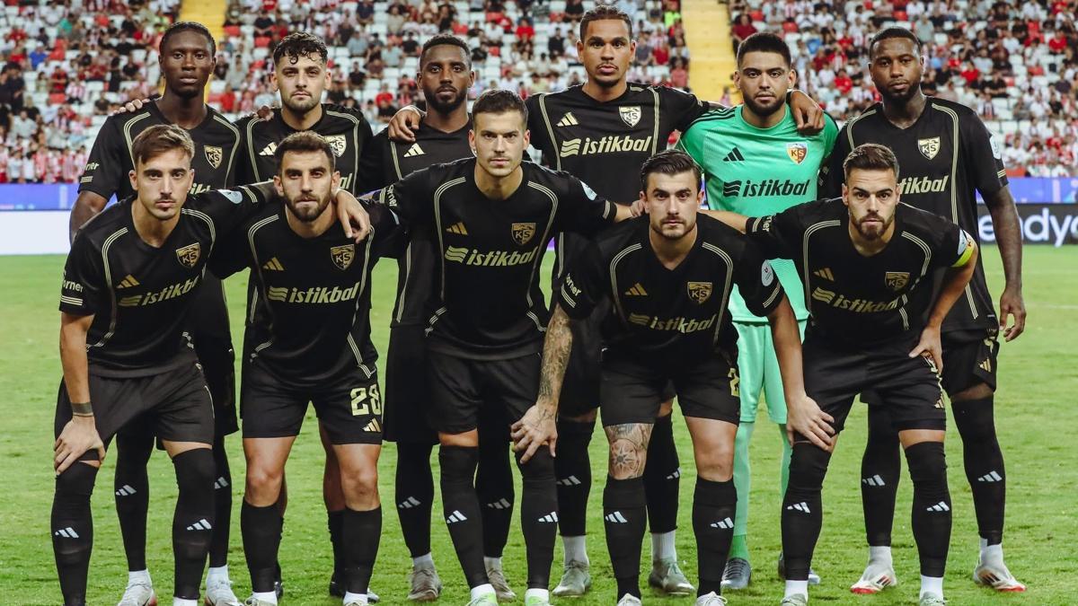 Kayserispor'da transfer yasağı kalktı