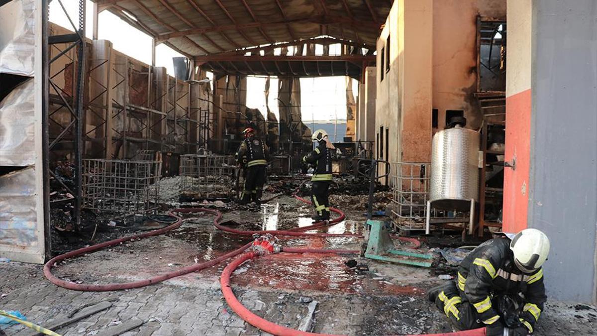 Fabrika yangını soruşturmasında yeni gelişme: 8 kişi daha gözaltına alındı