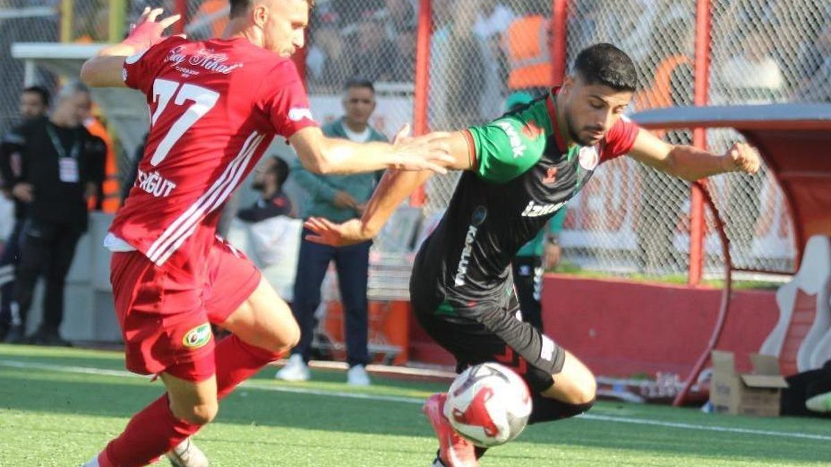 Ayvalıkgücü Belediyespor - Karşıyaka: 0-0