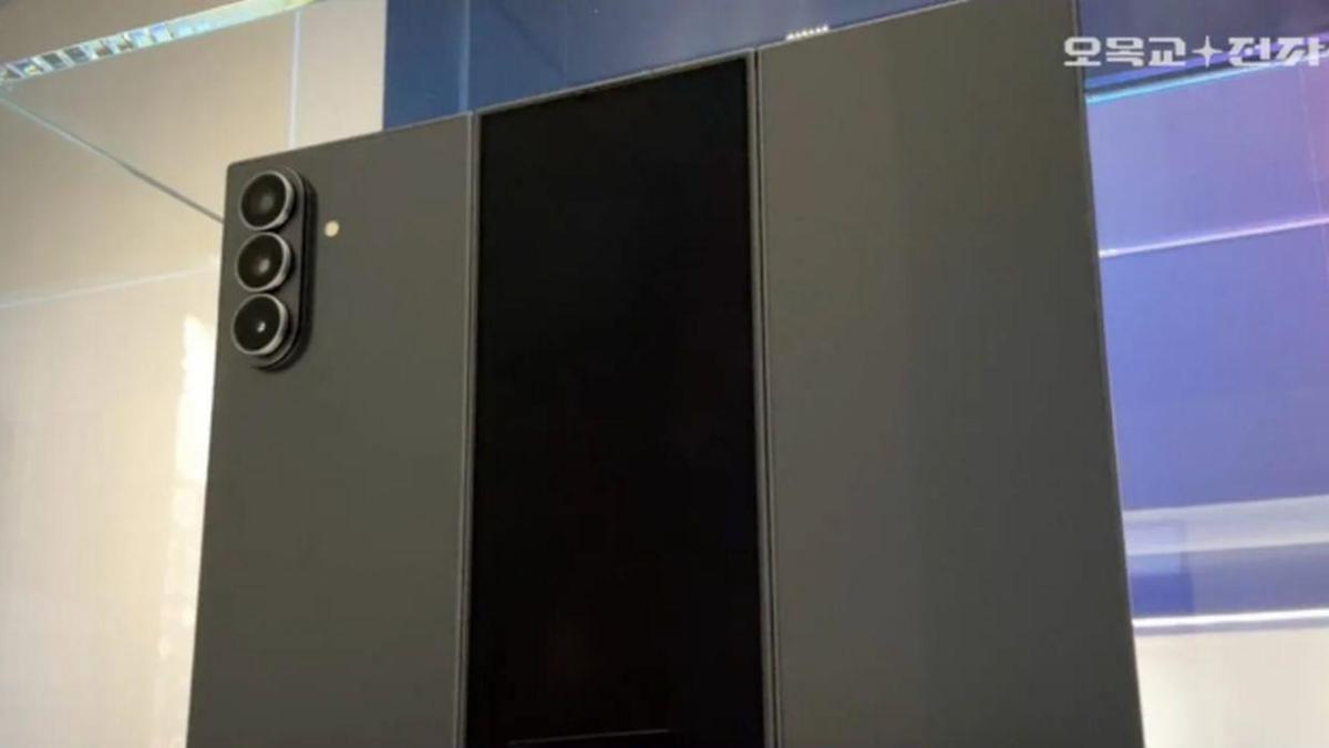 Galaxy Z TriFold ortaya çıktı