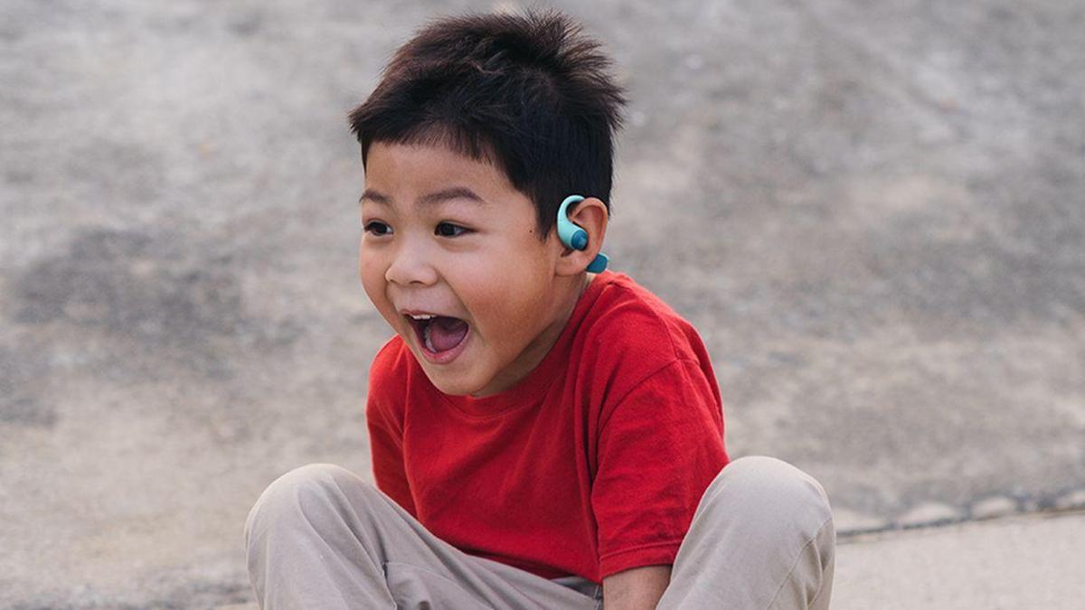 Çocuklara yönelik ilk açık kulaklık