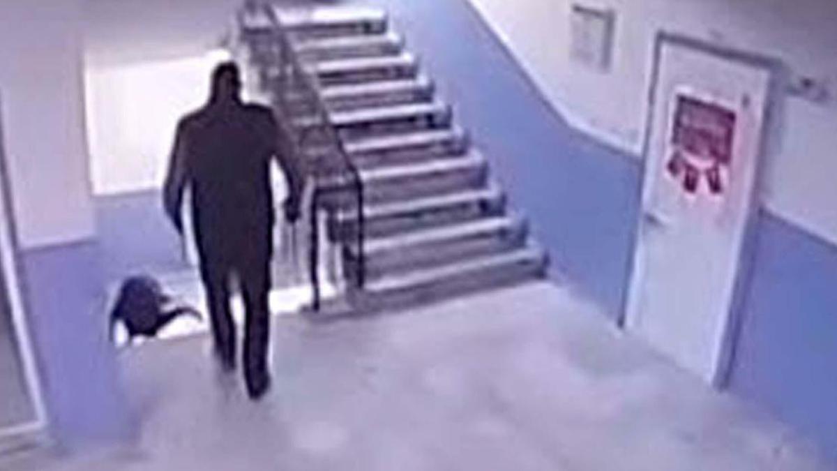 Otizmli öğrenciyi merdivenden yuvarlamıştı! O müdür için karar verildi