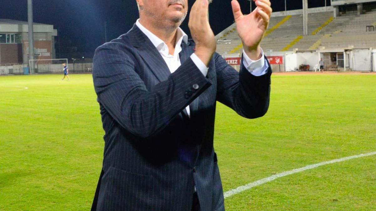 Fethiyesporda Selahattin Dinçel ile yollar ayrıldı