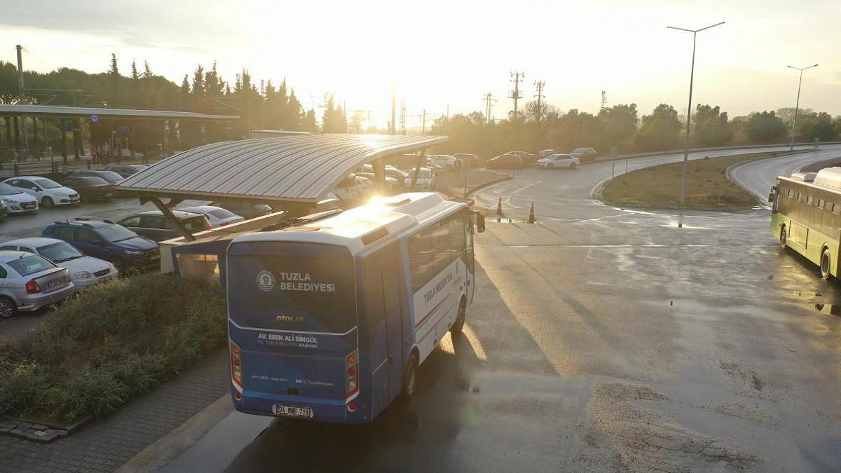 Tuzla Belediyesinin ücretsiz ring seferlerinden binlerce vatandaş faydalandı