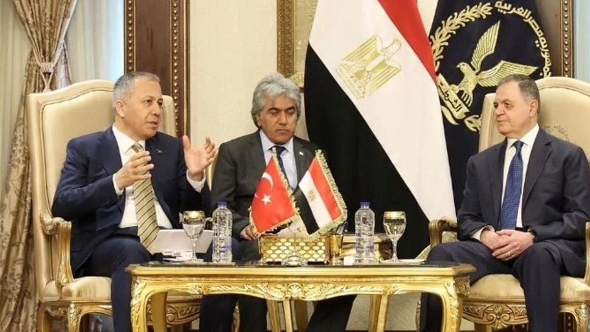 İçişleri Bakanı Yerlikaya, Mısırlı mevkidaşı Tevfik ile görüştü