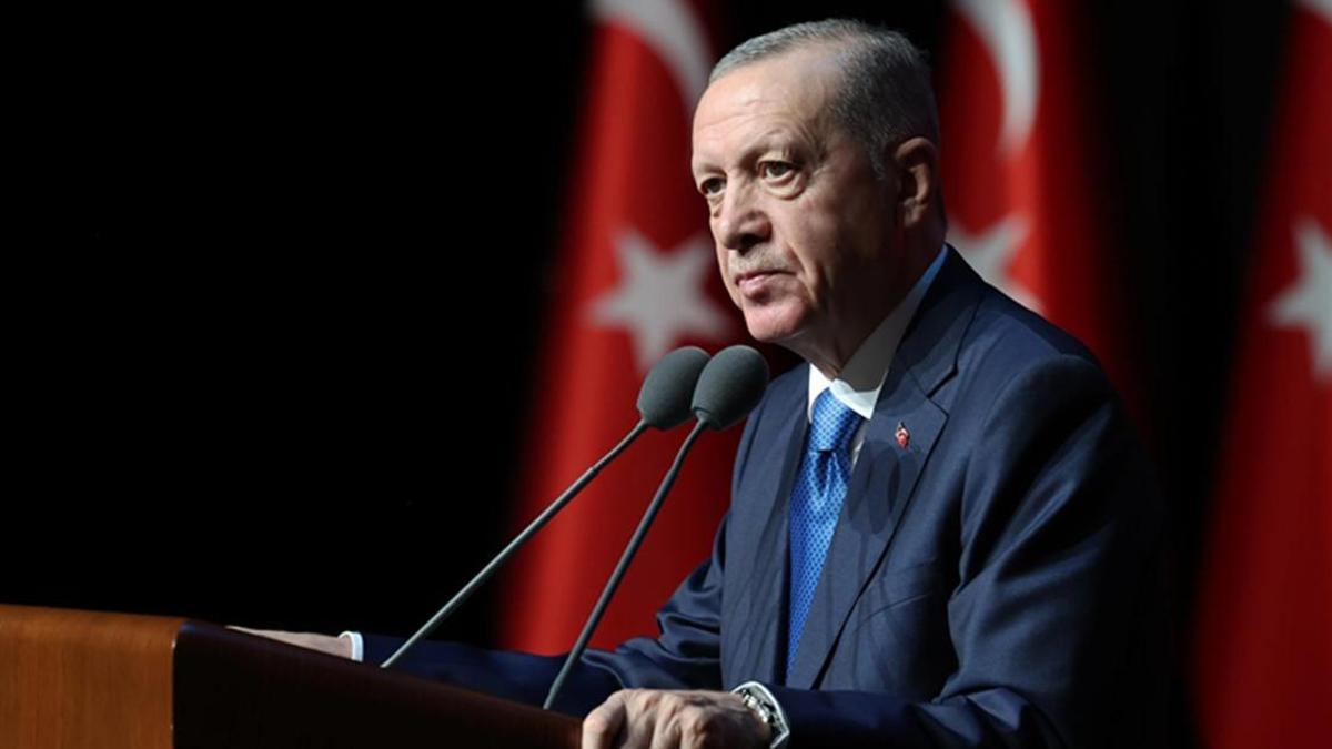 SON DAKİKA HABERİ: Cumhurbaşkanı Erdoğan'dan şehit olan pilot için başsağlığı mesajı