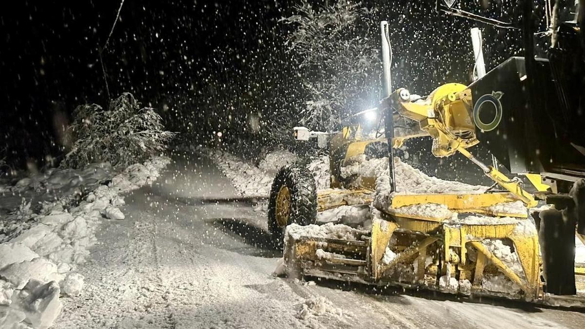 Ordu-Sivas yolu kar sonrası ulaşıma açıldı: Mesudiyede ekipler seferber