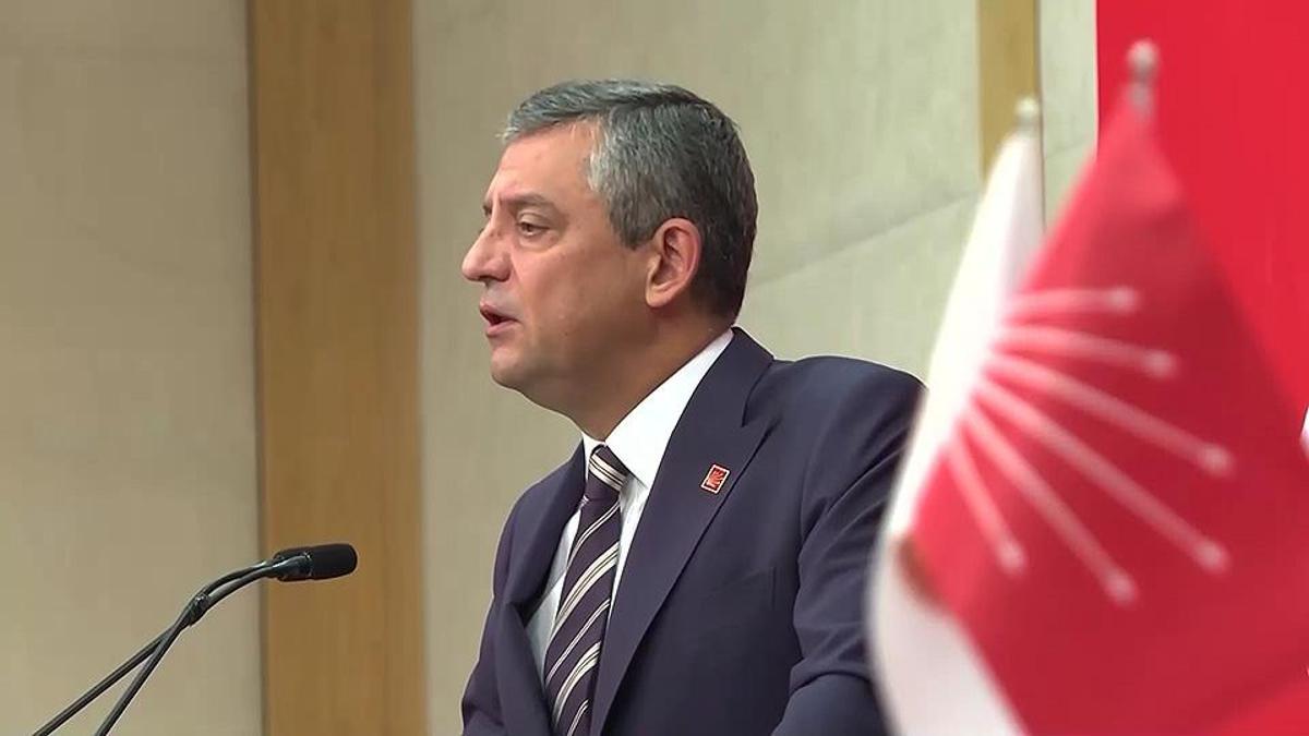 CHP genel merkezi, Özgür Özel'in adaylık çıkışına …