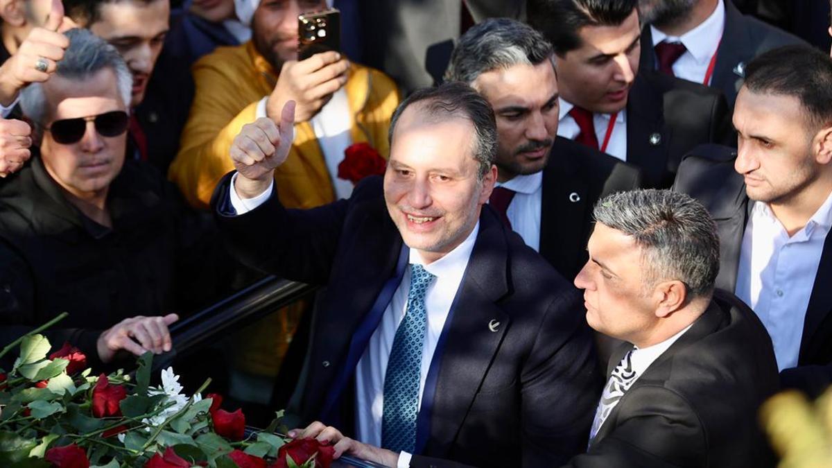 Fatih Erbakan, yeniden genel başkanlığa seçildi