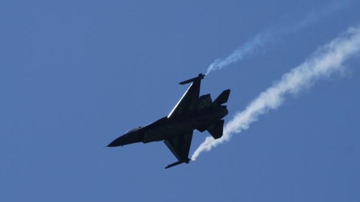 Güney Kore ile Japonya arasında 'yakıt ikmali' krizi: Ortak tatbikat ertelendi