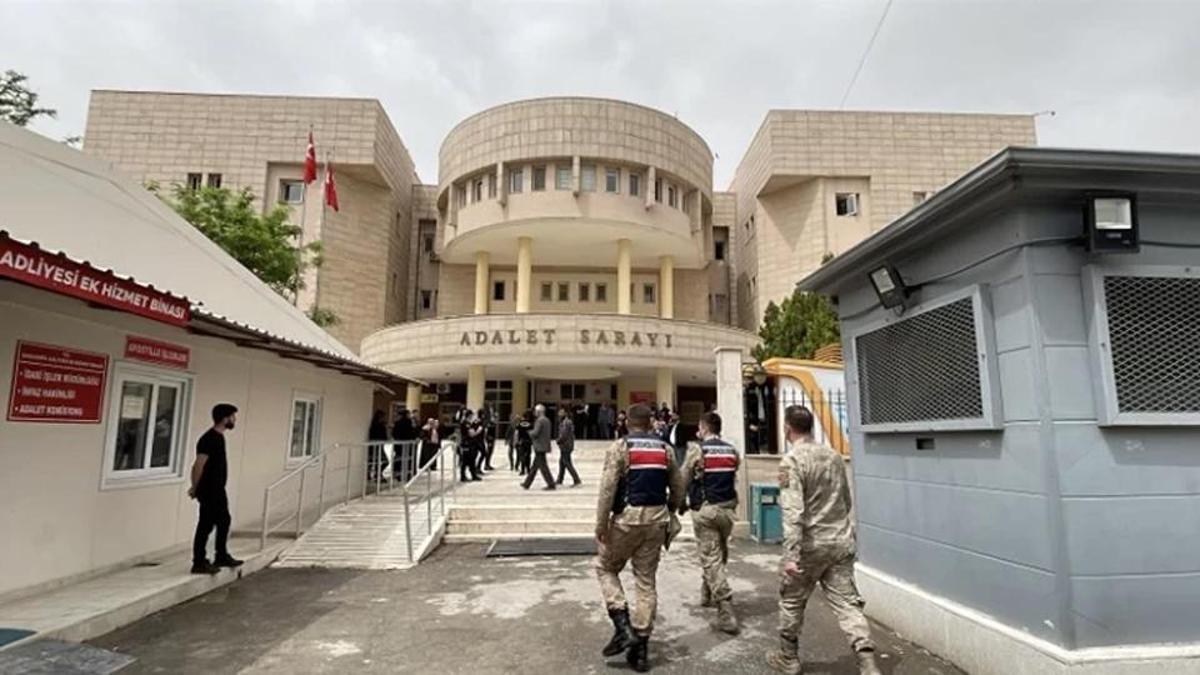 İç organları parçalanmıştı! Şanlıurfa'da kompresörle işkence edilen 15 yaşındaki çırak hayatını kaybetti