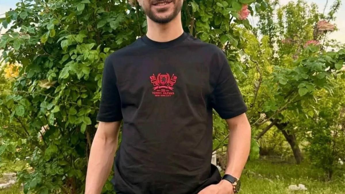 Afyonkarahisar'daki kazada ölen kardeşler, Mardinde toprağa verildi