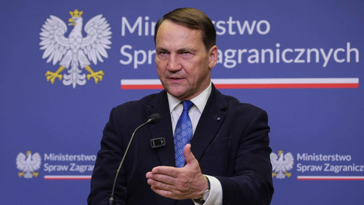 Polonya kararını duyurdu: Rusya'nın ülkedeki son konsolosluğu da kapatılacak