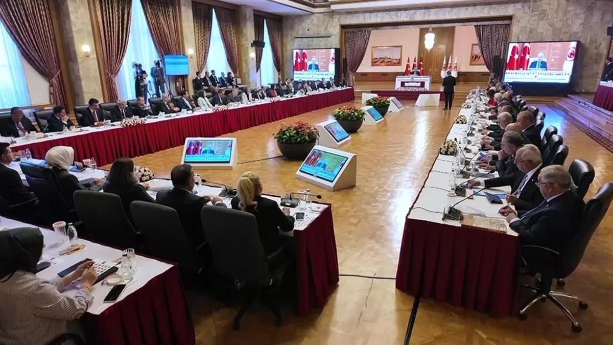 Komisyon İmralı'yı dinleyecek mi?