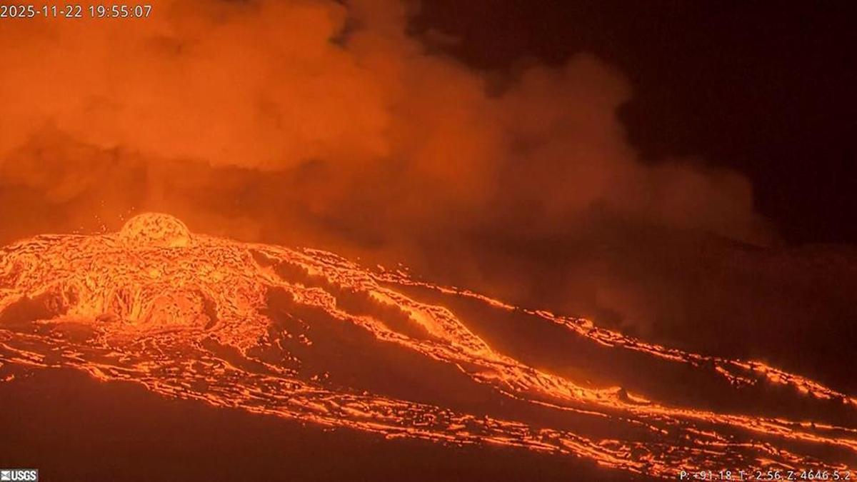 Hawaii'de yine volkan patladı