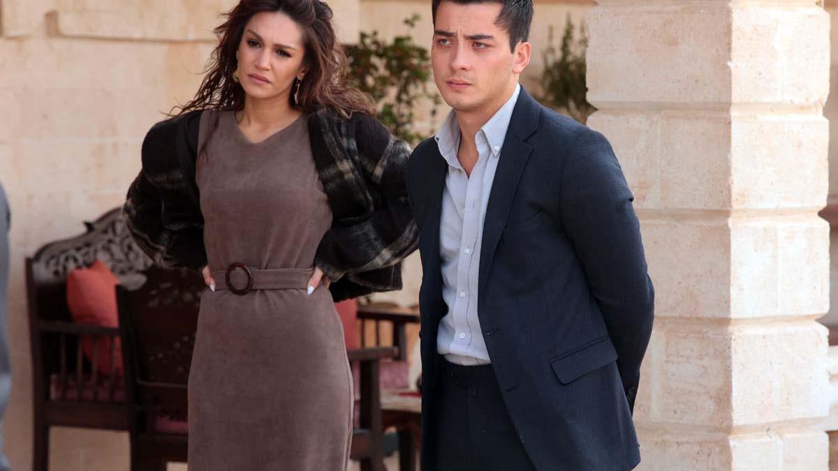 Uzak Şehir’in Kaya’sı Atakan Özkaya’ya Hayranlarından İlginç Yorum: Sen Yakışıklıymışsın Atakan