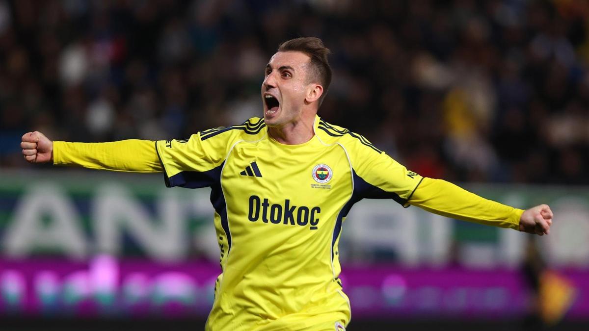 Fenerbahçe'de Kerem Aktürkoğlu kariyer rekorunu kırdı