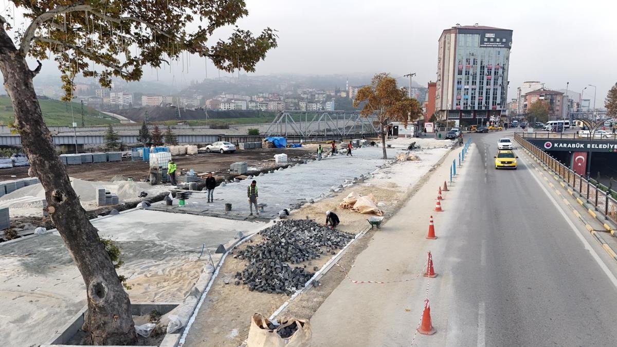 Karabük'te kapalı ve klimalı duraklar yapılıyor