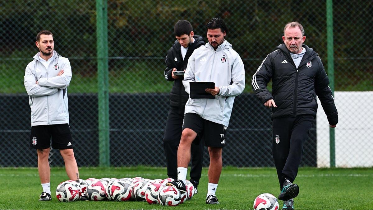 Beşiktaş’ta, Fatih Karagümrük mesaisi başladı