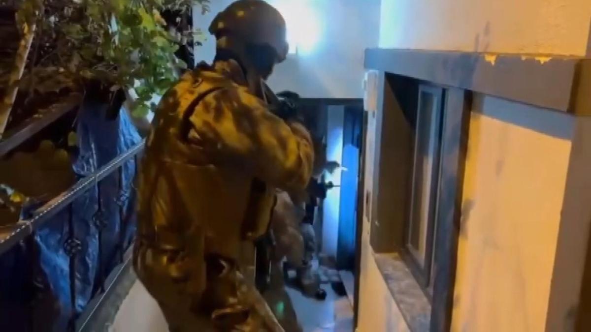 Suç örgütüne operasyon: 13 kişi gözaltına alındı