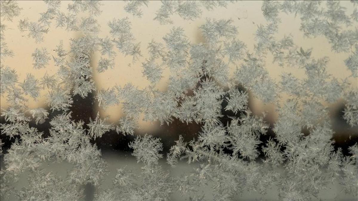 Gazprom’dan Avrupa’ya doğal gaz uyarısı: Depolar hızla eriyor, arz riski artıyor