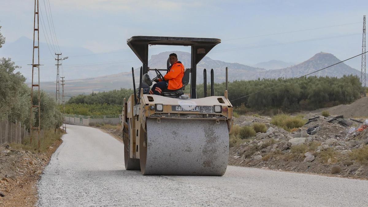 Mutta yol çalışmaları sürüyor