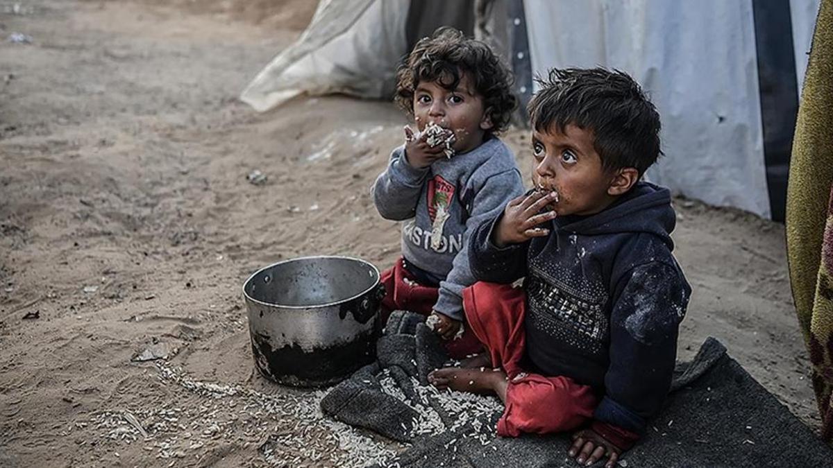 Gazzede 2 yılda 33 bin kadın ve kız çocuğu öldü