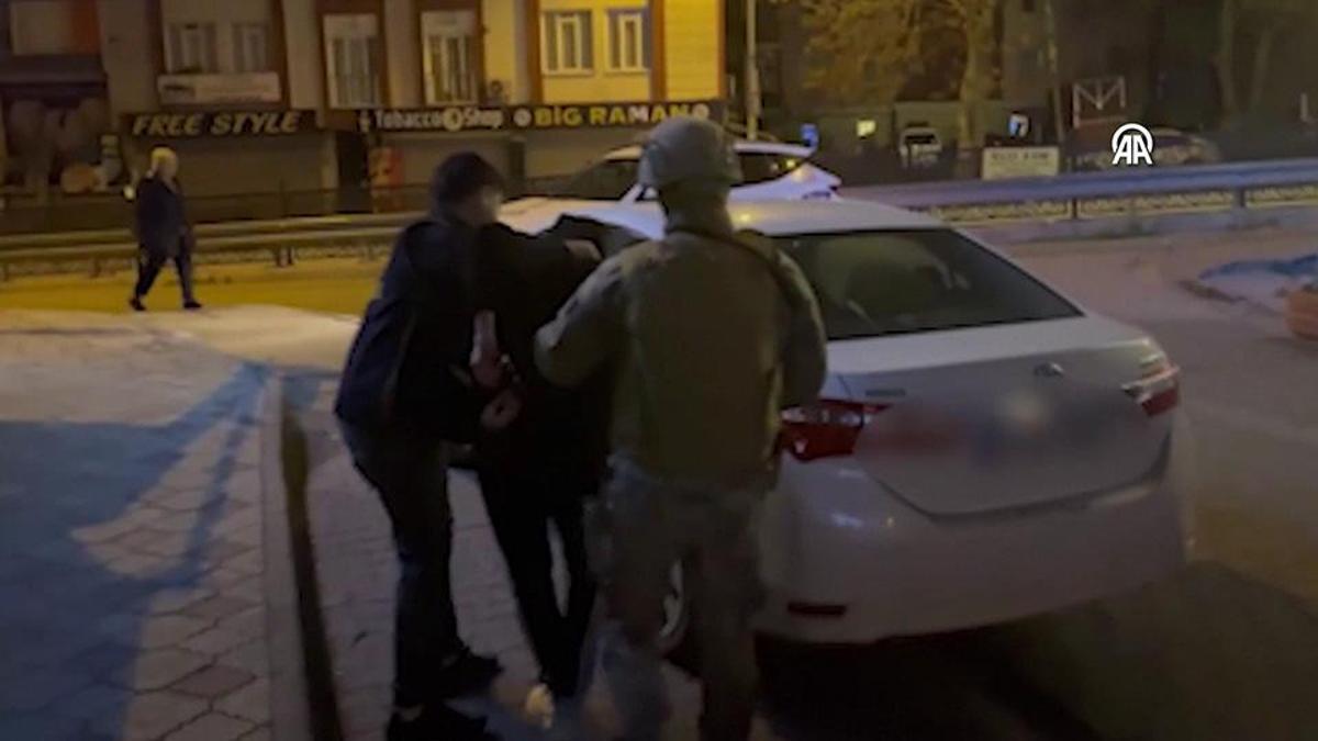 DEAŞ’a patlayıcı temin eden şüphelilere operasyon: 14 gözaltı