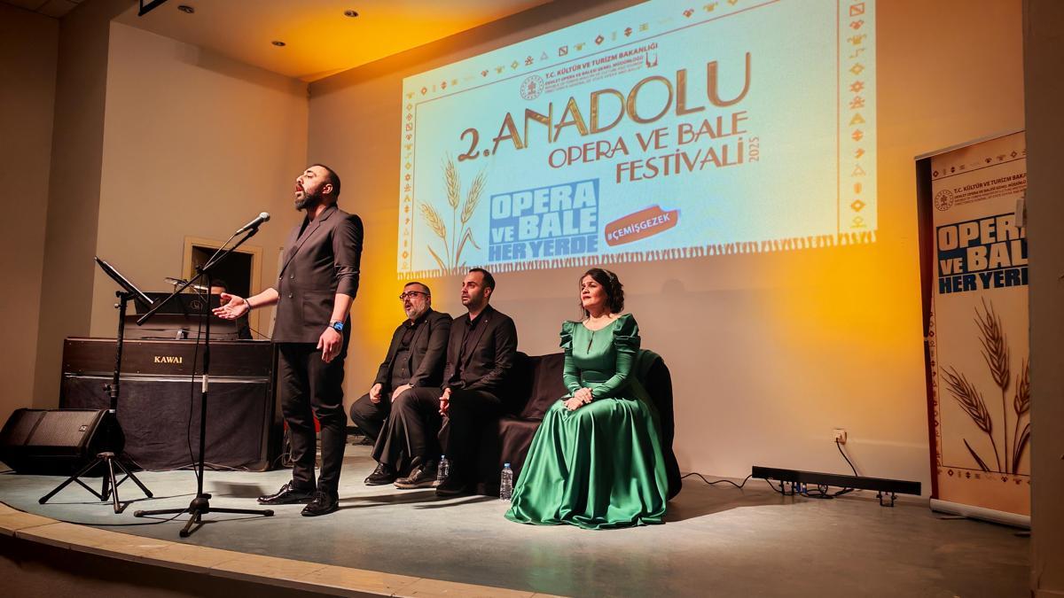 Tunceli'de Anadolu Ezgileri konseri düzenlendi