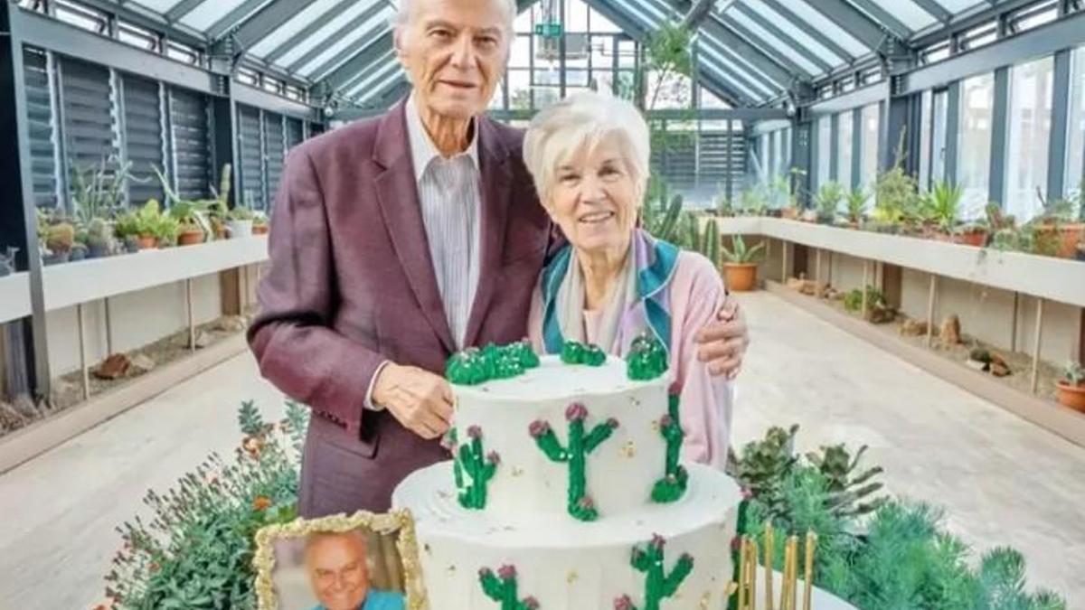 Usta Sanatçı Ediz Hun 85 Yaşında! Doğum Günü Paylaşımı Büyük Beğeni Topladı