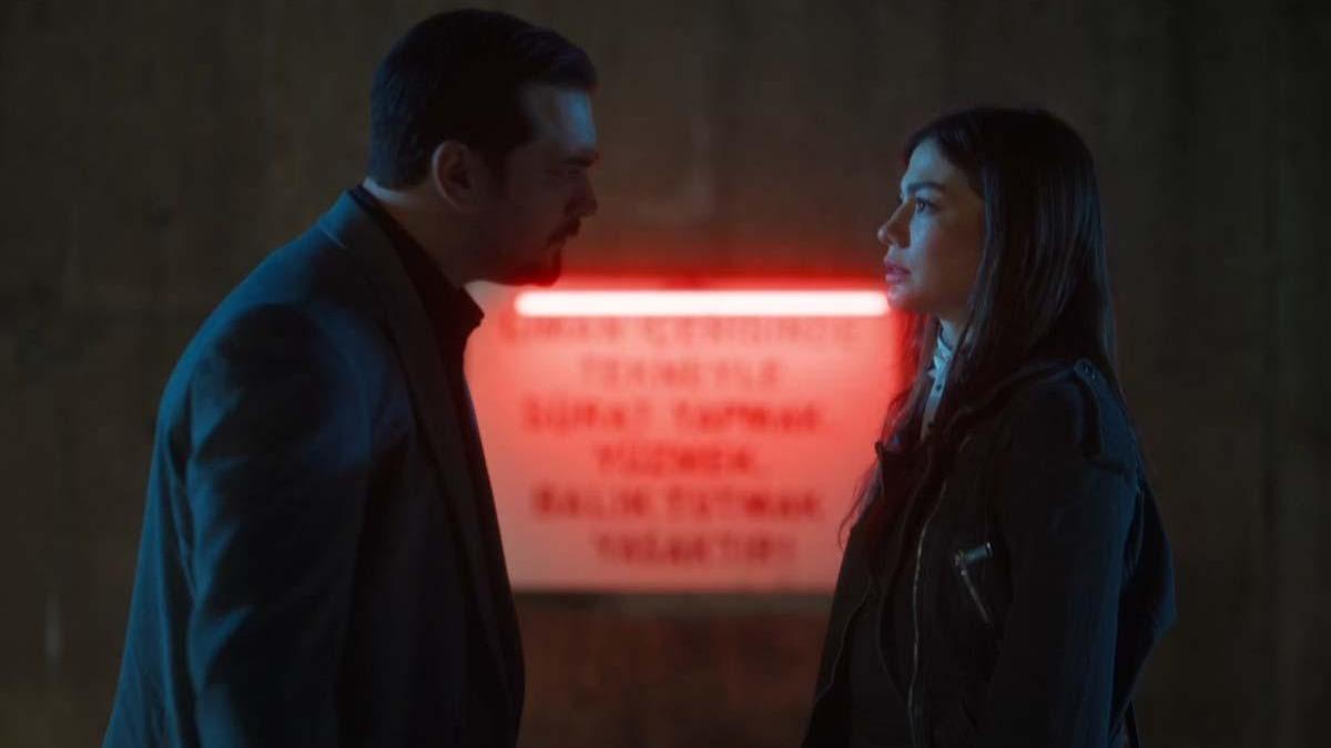 Kübra Ünlü yazdı! EŞREF RÜYA DA BÜYÜK PUSU?