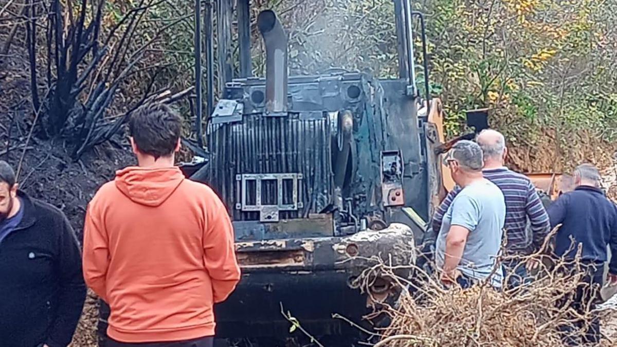 İş makinesi alev alev yandı