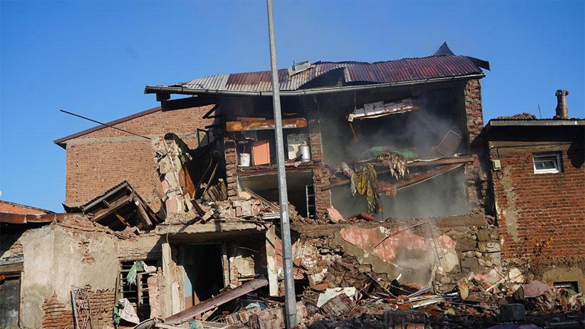 SON DAKİKA: Erzurum'da doğal gaz patlaması