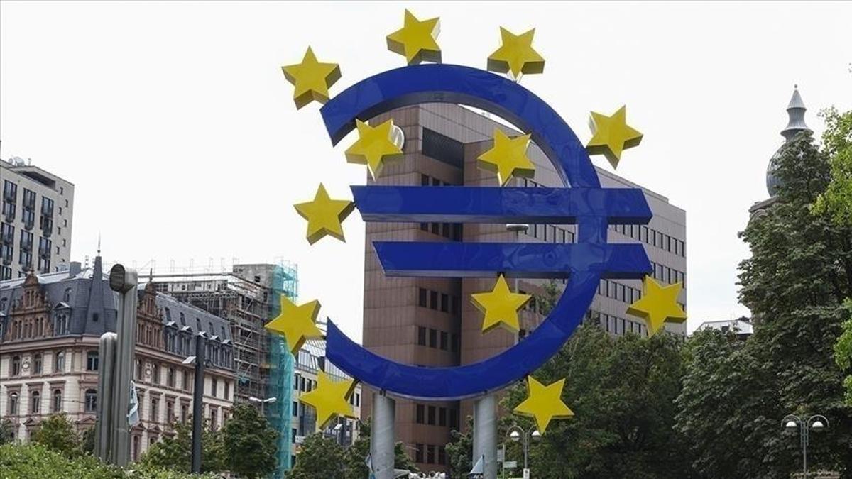 Euro Bölgesinde kredi büyümesi faiz indirimi adımlarına rağmen hareketsiz