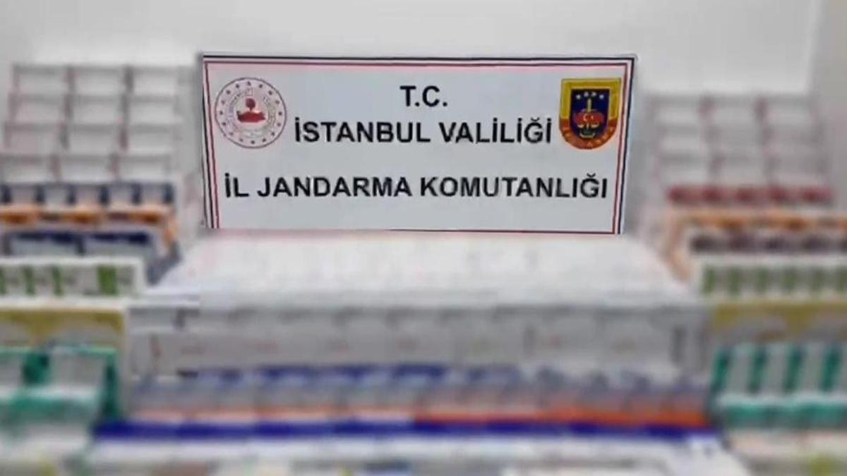İstanbulda 150 bin adet sentetik uyuşturucu hap ele geçirildi