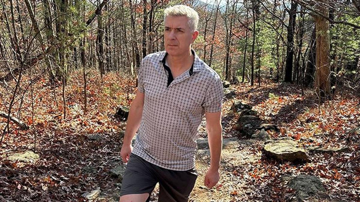 Ayakkabılarımı çıkarıp yalınayak yürüyüşe çıktım! …