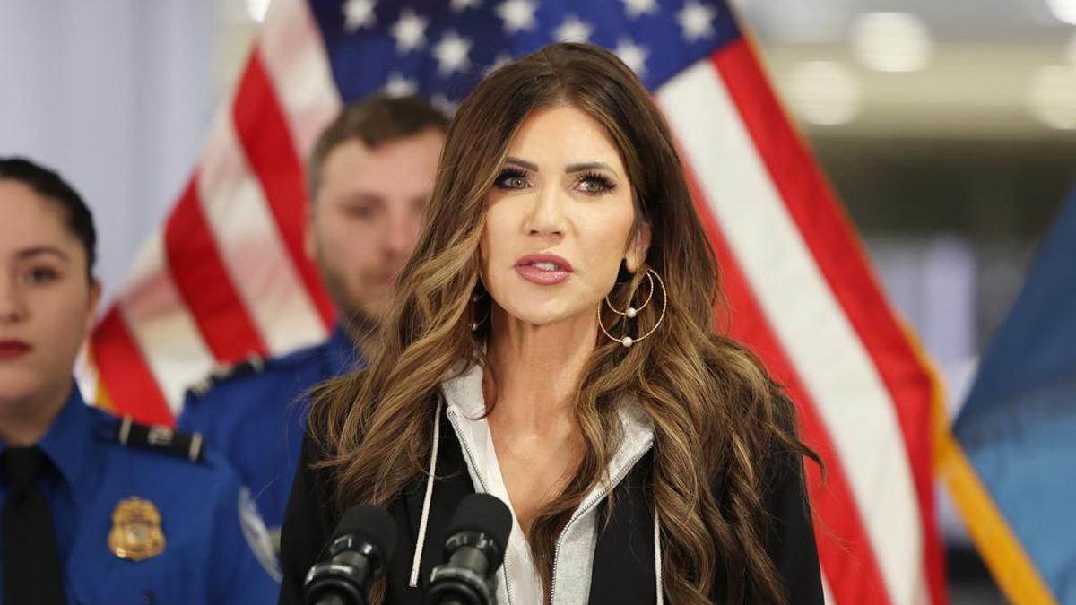 ABD'li bakandan düzensiz göçmen akışı olan ülkelere 'seyahat yasağı' önerisi