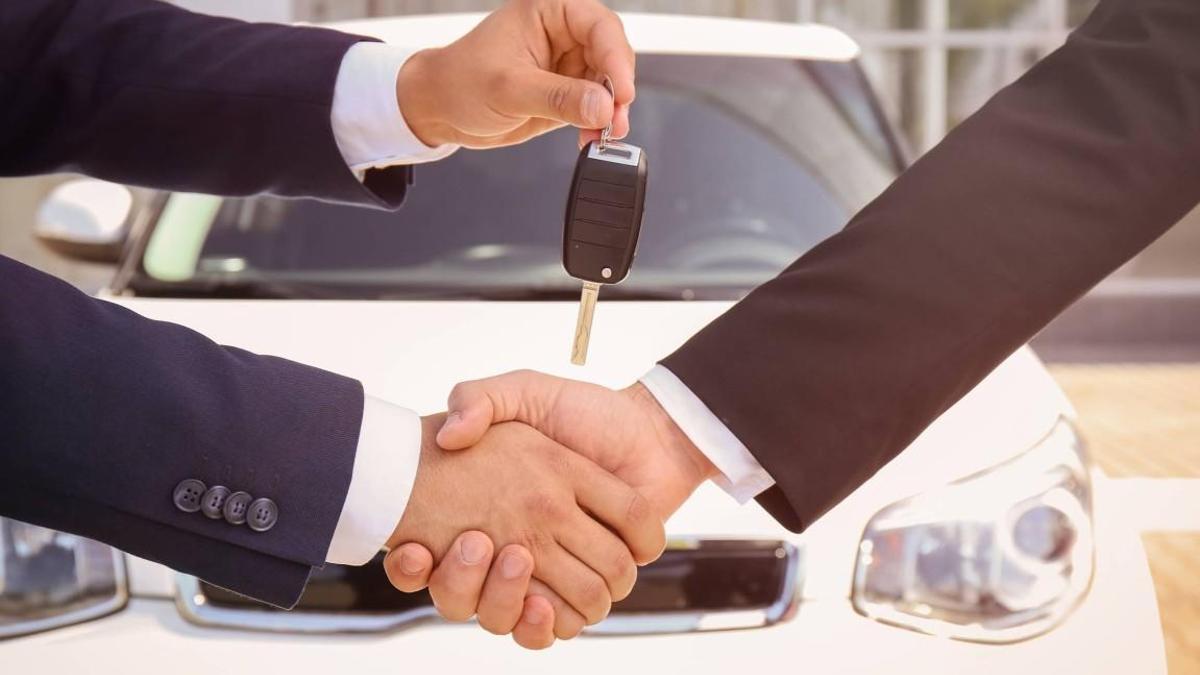 Otomobil satışları 1 milyon adete yaklaştı