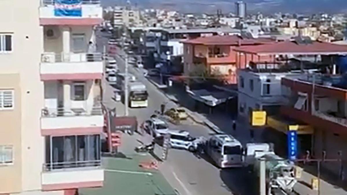 Mersin'de dehşet veren olay: Önce komşusu anne ve oğlunu, ardından büfeciyi öldürdü! İşte yakalanma anı