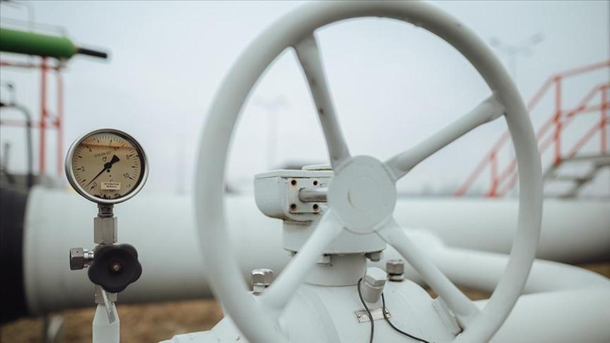 Rusyanın enerji gelirlerinde sert gerileme