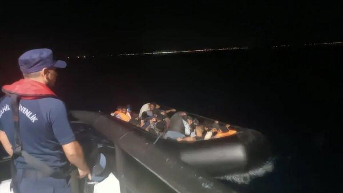 Balıkesir'de 23 düzensiz göçmen yakalandı