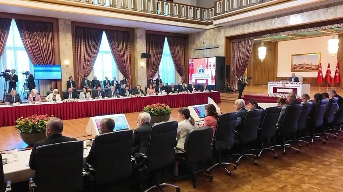 İmralı tutanağı komisyonda okundu