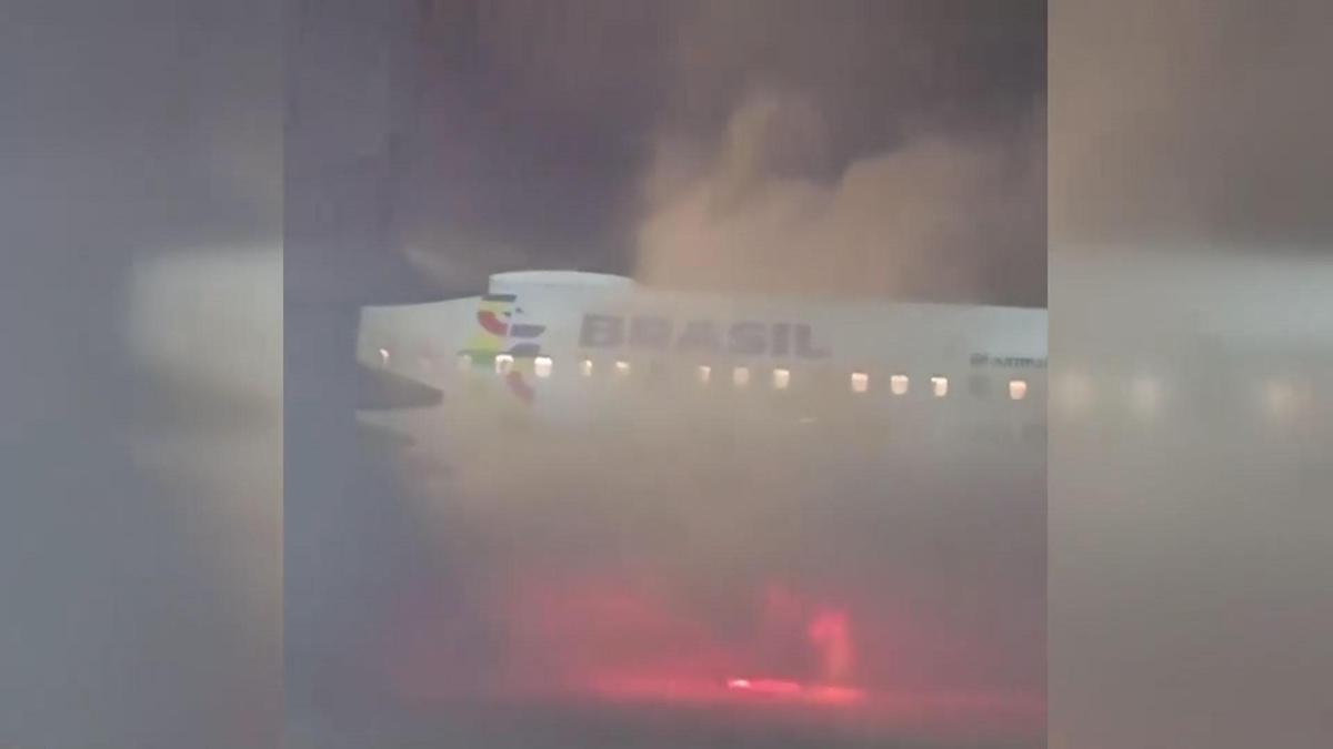 Brezilya uçağında yangın paniği: 180 yolcu şişme kaydıraklarla tahliye edildi
