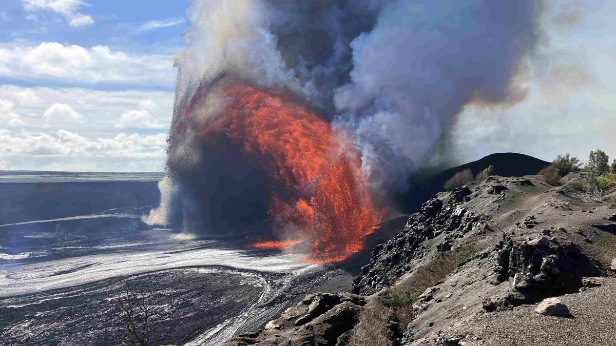 Kilauea uyandı! Dünyanın en aktif yanardağlarından biri...
