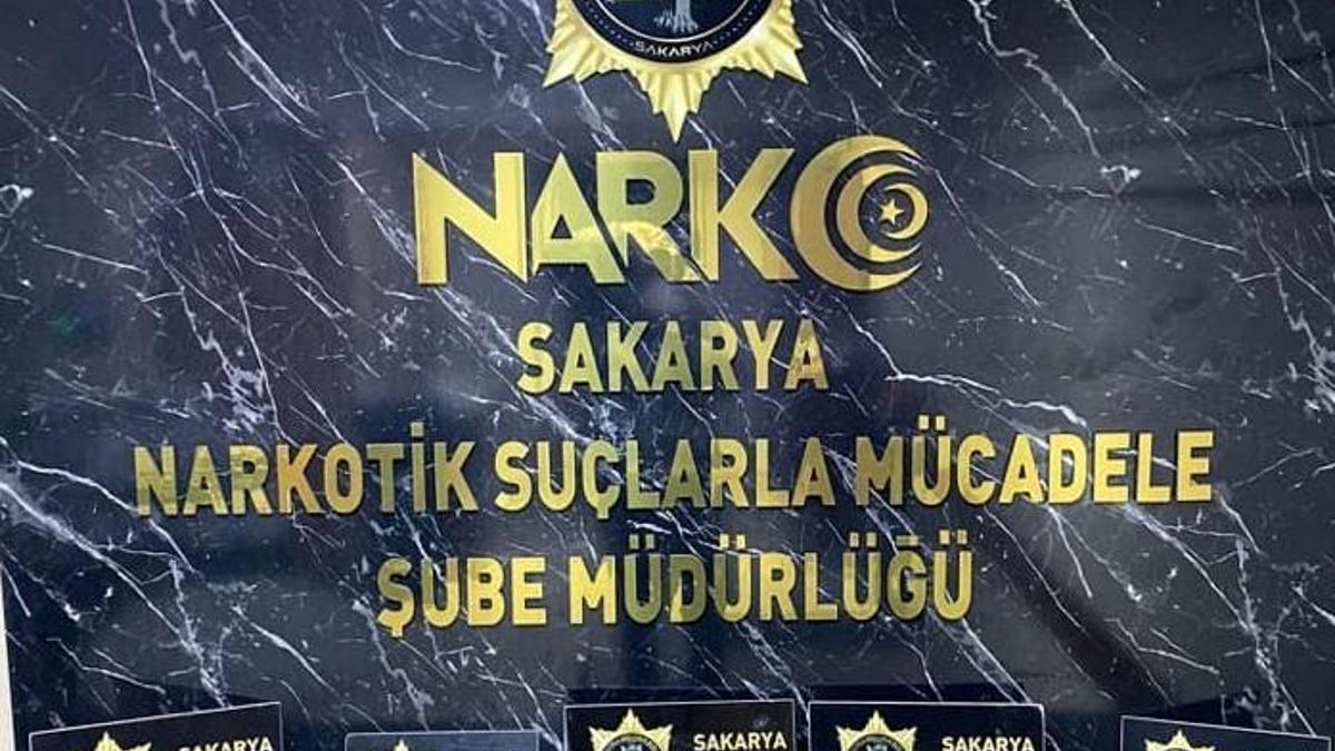 Sakarya'da düzenlenen uyuşturucu operasyonunda 2 zanlı yakalandı