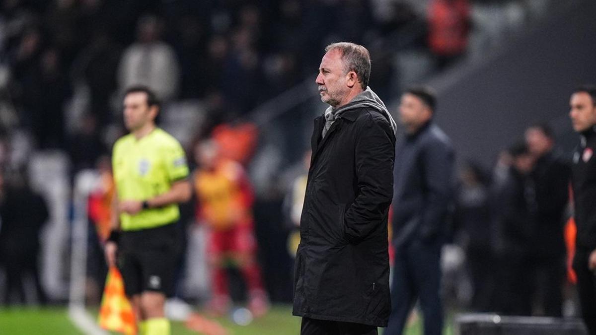 Son Dakika Spor Haberi | Sergen Yalçın: Bir maçta kaç pozisyona girmemiz gerekiyor?