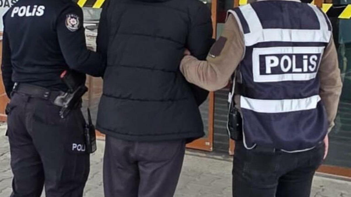 15 yıl hapis cezası ile aranan Cezayirli hükümlü, sahte kimlikle yakalandı